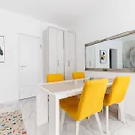 Nevera By Belmont Realty