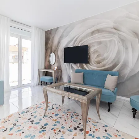 Apartman Nevera By Belmont Realty *