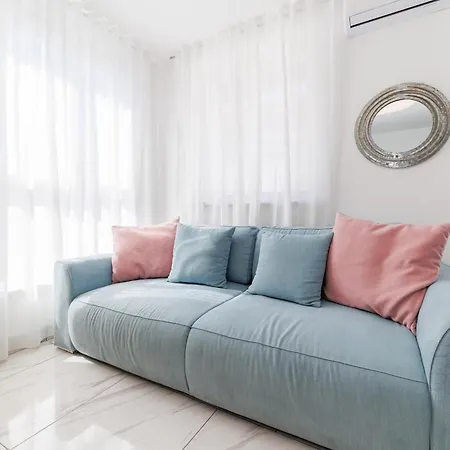 Apartman Nevera By Belmont Realty *