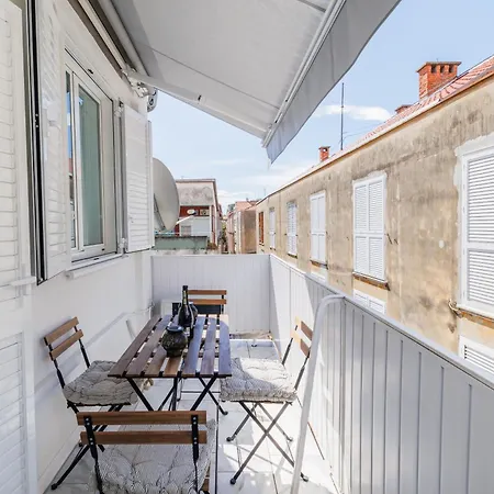 Nevera By Belmont Realty Lejlighed