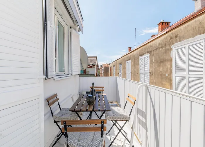 Apartment Nevera Zadar